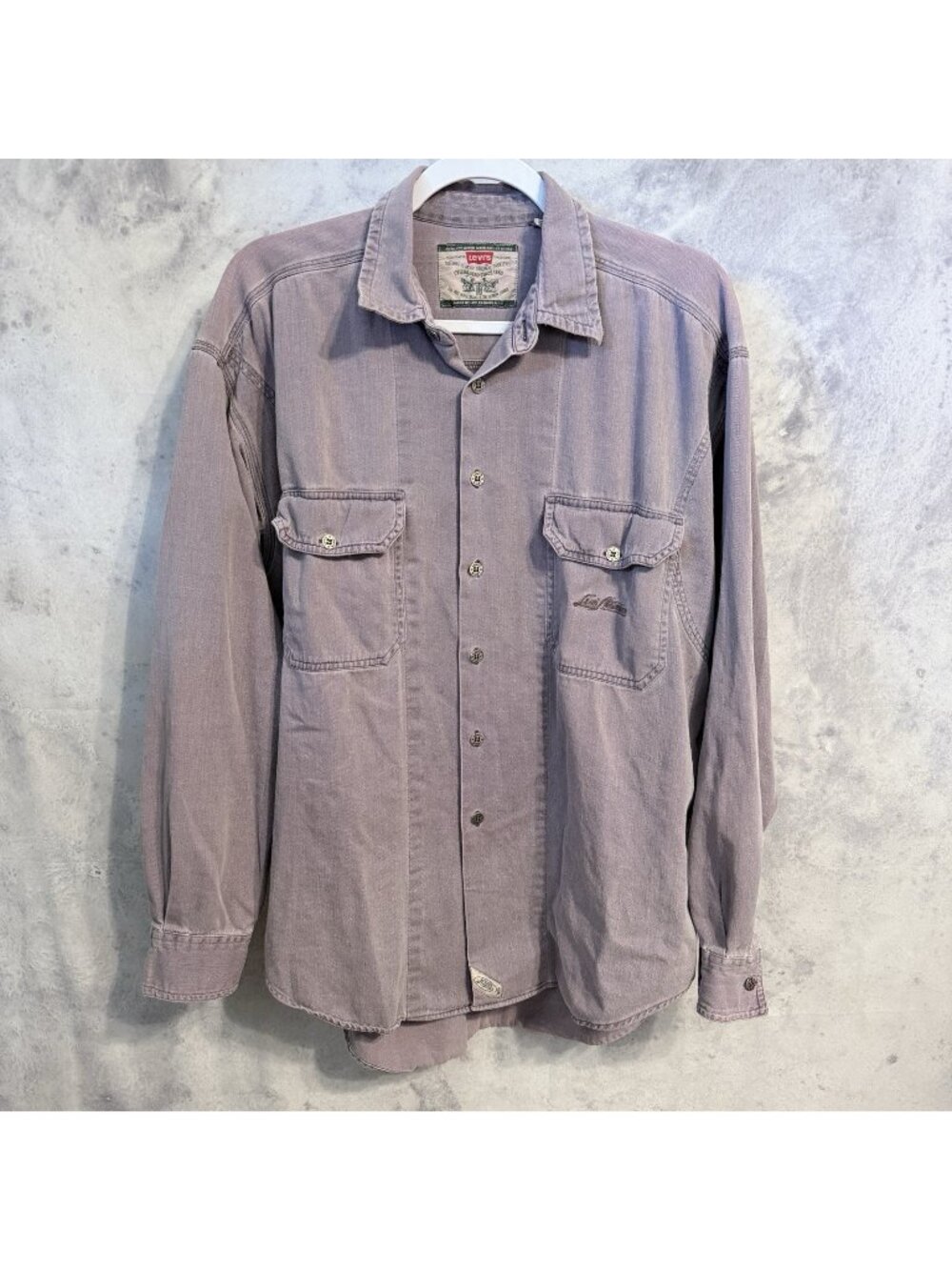 Vintage Levi's Long Sleeve Button Up Shirt Lavender Purple Pockets Mens Large